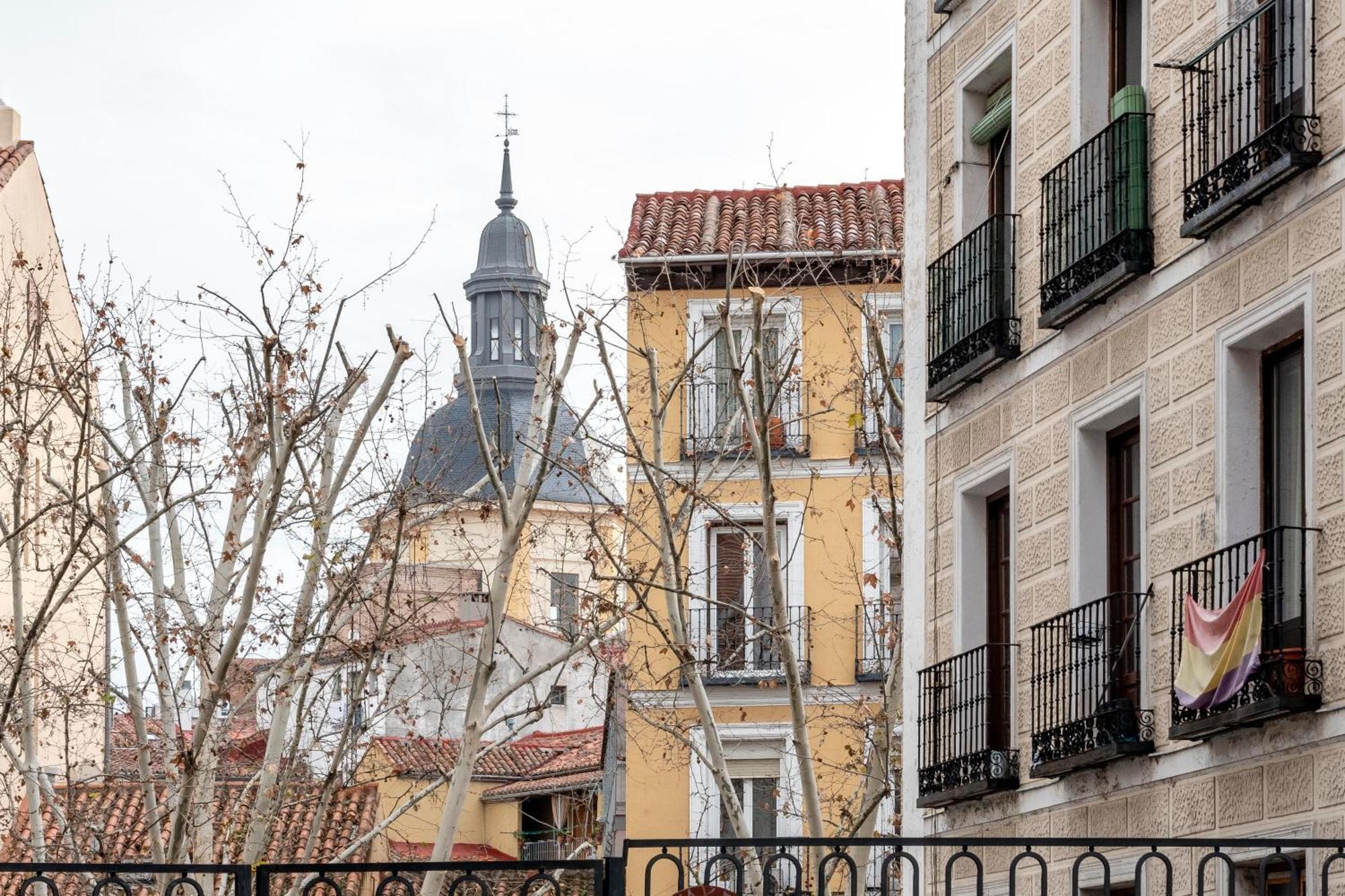 Precioso Piso En El Rastro By Bebalmy Apartment Madrid Exterior photo