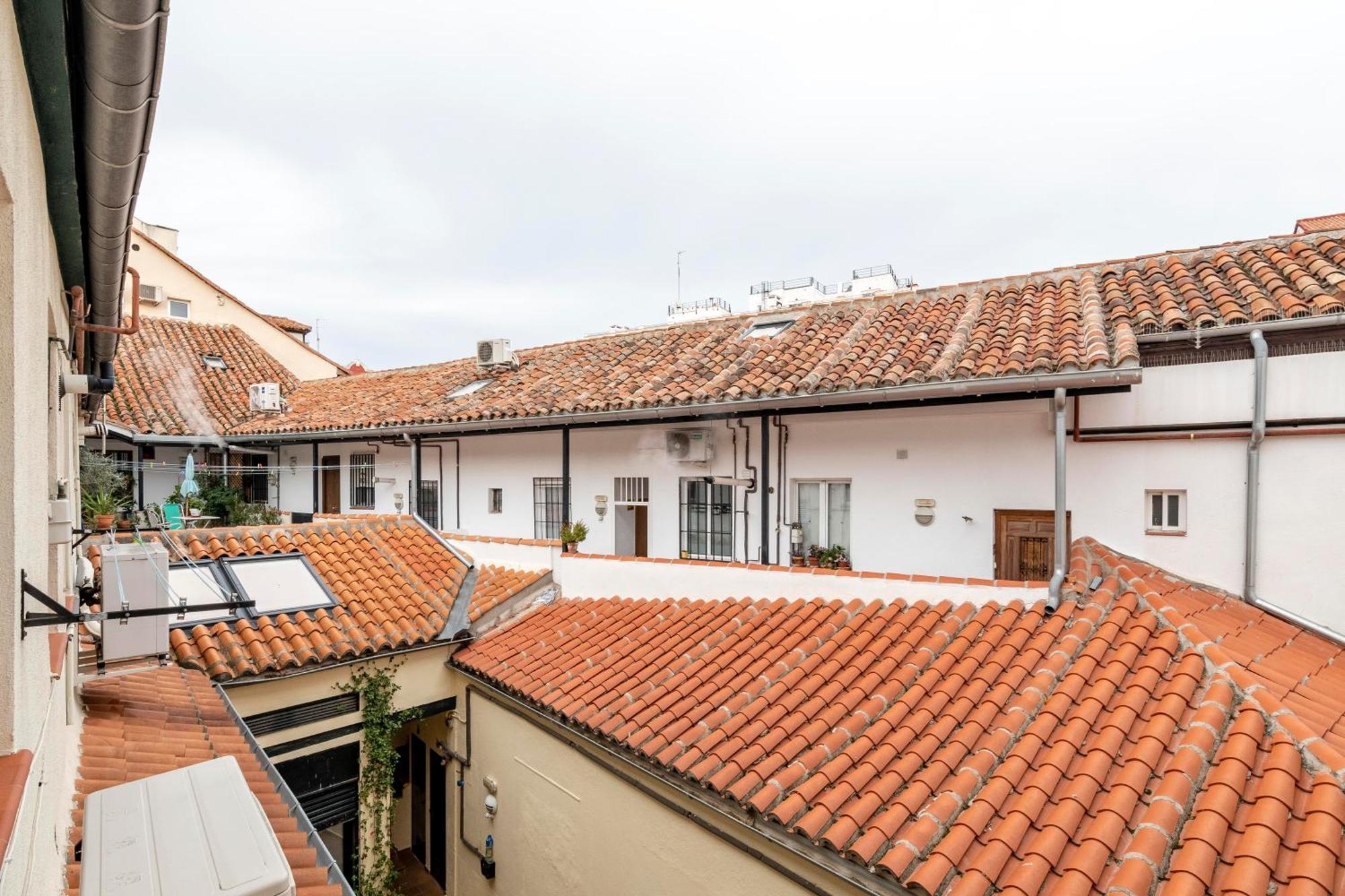 Precioso Piso En El Rastro By Bebalmy Apartment Madrid Exterior photo